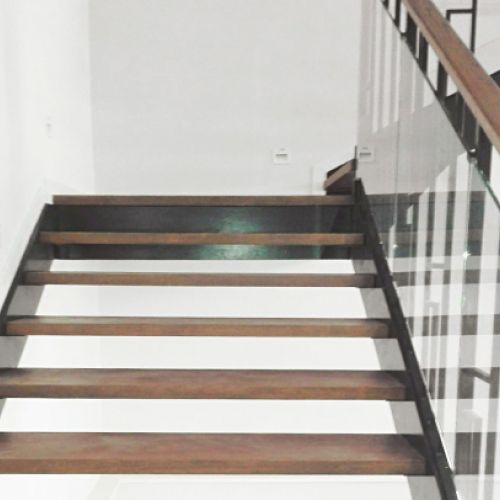 Neubau einer Treppe in Madrid.