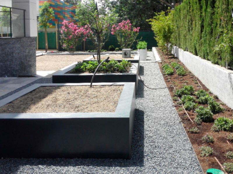 Diseño y decoración de jardines con Cubika